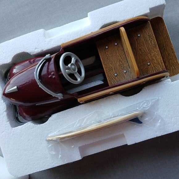 Hallmark Kiddie Car Classics 1939 Garton Ford Station Wagon NIB vtg collector - Picture 1 of 8